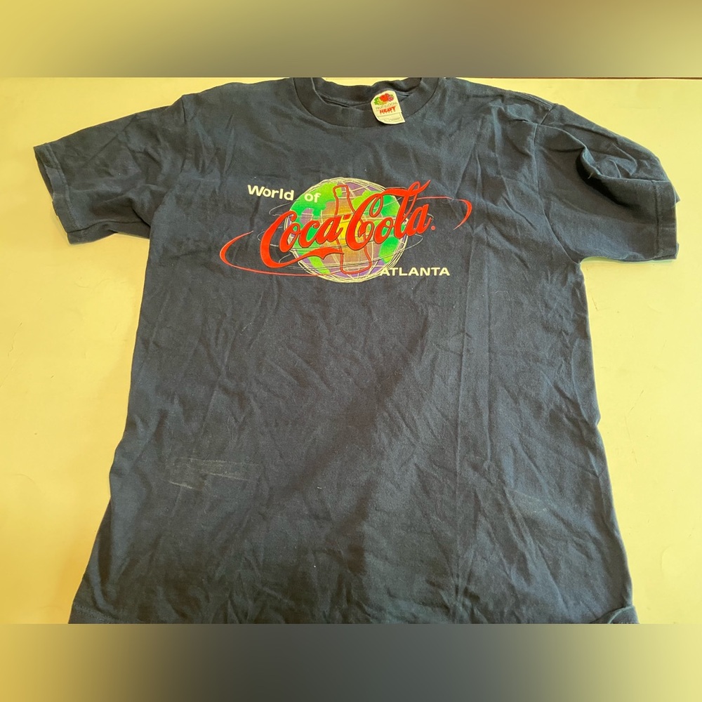 Vintage 1997 World of Coca Cola Atlanta T Shirt Navy Adult Sz Large Made In USA